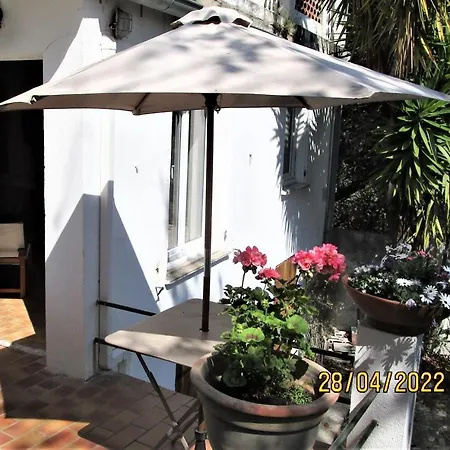 NICE, à saisir : STUDIO indépendant en VILLA  Extérieur photo